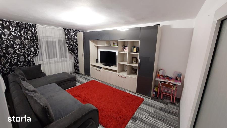 Apartament cu 2 camere decomandat în Siderurgiștilor