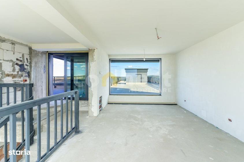 Casă cu 5 camere decomandat cu Teren 1900 Mp în Borhanci