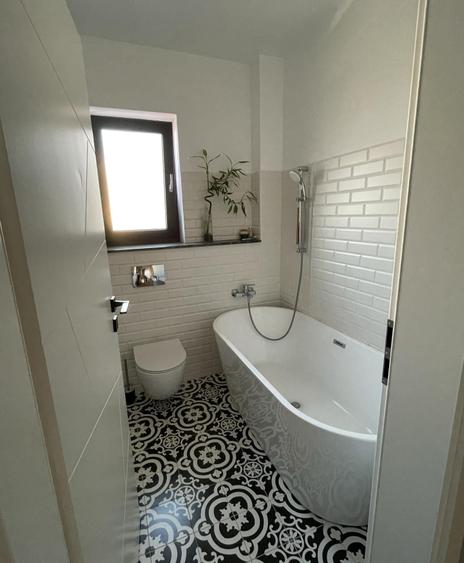 Apartament cu 3 camere decomandat în Lujerului