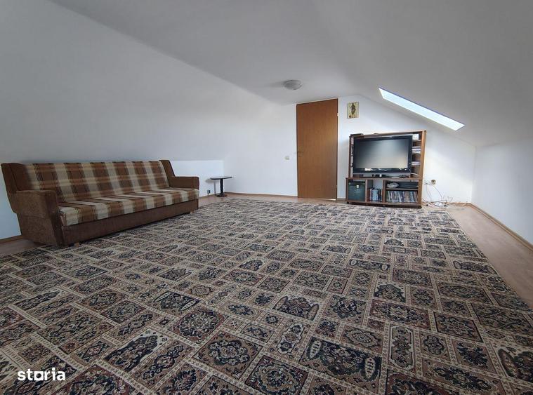 De vanzare Apartament 200 mp,pe 2 nivele - 2