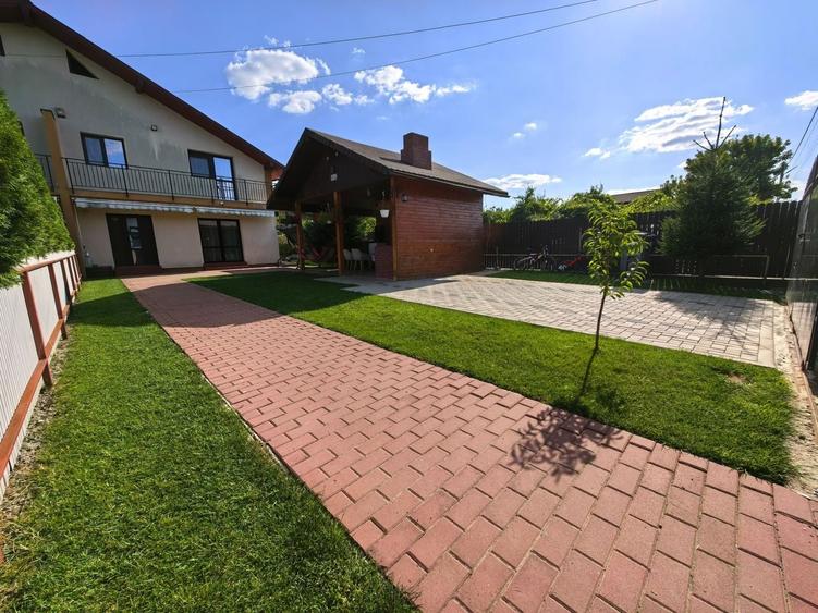 Duplex cu 3 camere cu Canalizare în Vișan