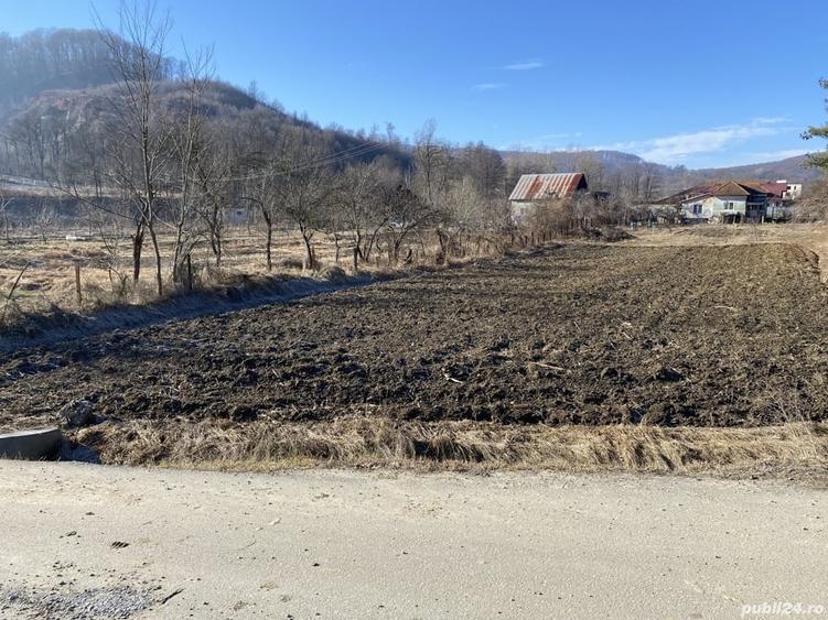 Teren de 1500 mp, în Central