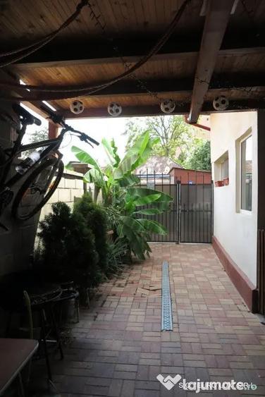 Casă cu 6 camere cu Teren 124 Mp în Aurel Vlaicu