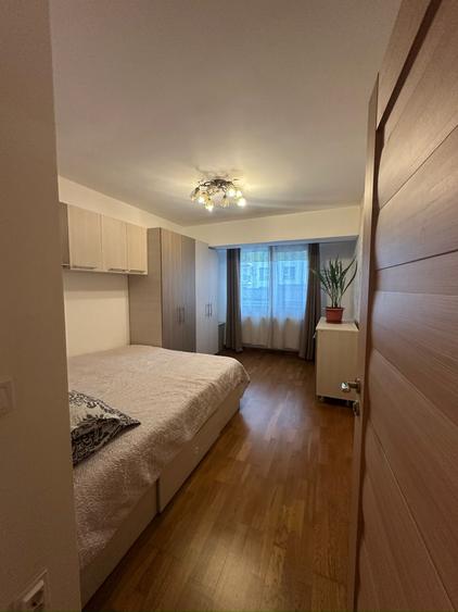 Apartament cu 2 camere decomandat în Theodor Pallady
