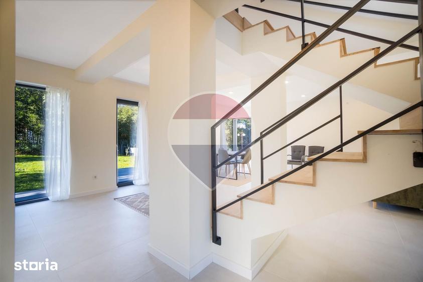 Casă cu 3 camere cu Teren 1790 Mp în Central