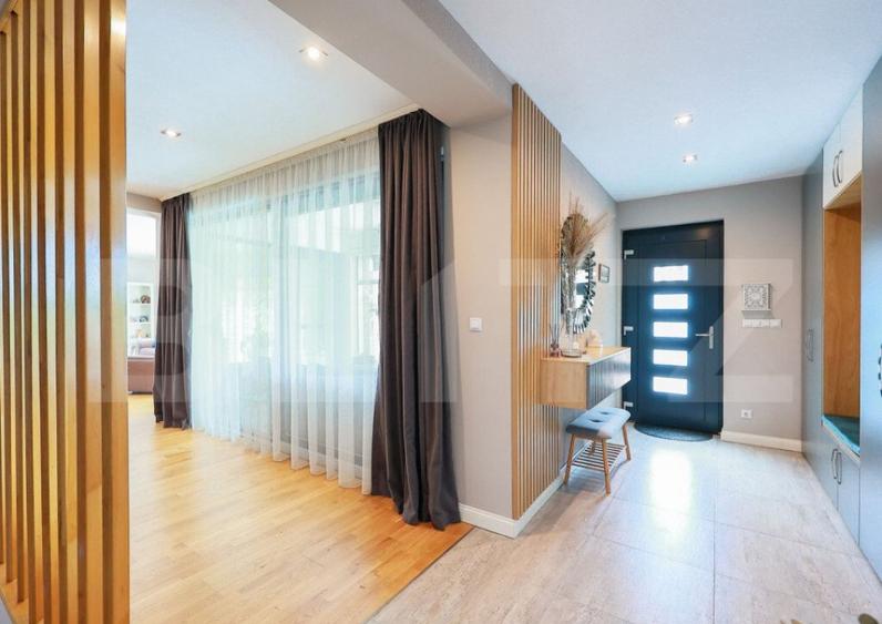 De vanzare Casa cu 4 camere, lux ?i confort la 5 minute de - 29