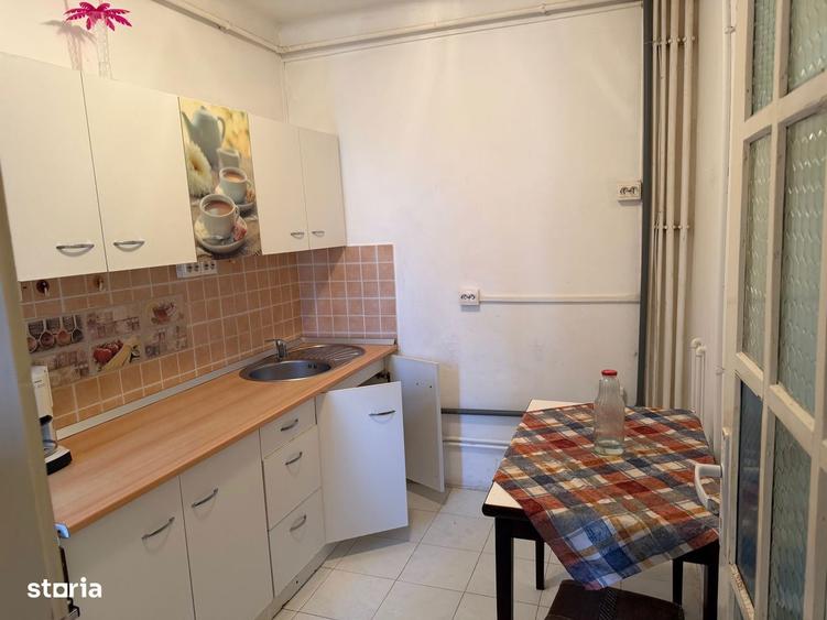 Casa ,P+1,Zona Titulescu - 6