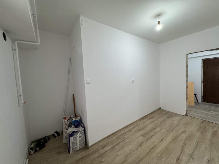 2 cam, 52 mp, ultracentral - UNION, etaj 7, cu lift, renovat - 16