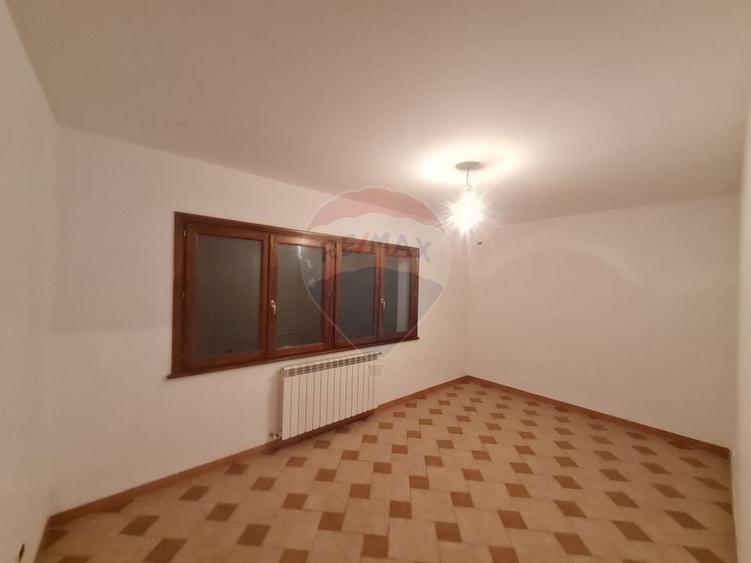 Spatiu de inchiriat in zona centrala - 5