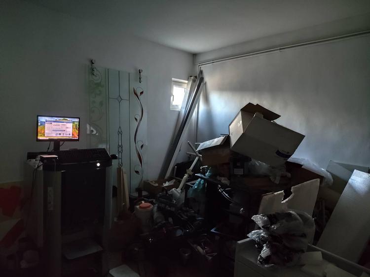 Persoana fizica Inchiriez casa pentru birou /atelier la pret de 6e/ mp zona Abator - 4