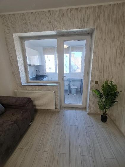 1cam .Micro 40 et2 mobilata utilata nou 35500euro - 4