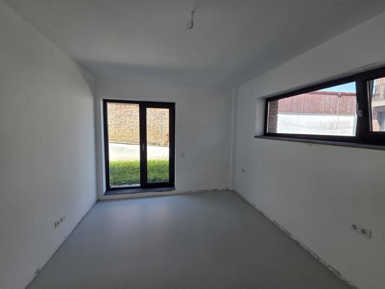 Spatiu de inchiriat. 80 mp utili, 150 teren, parcare, Hasdeu - 7