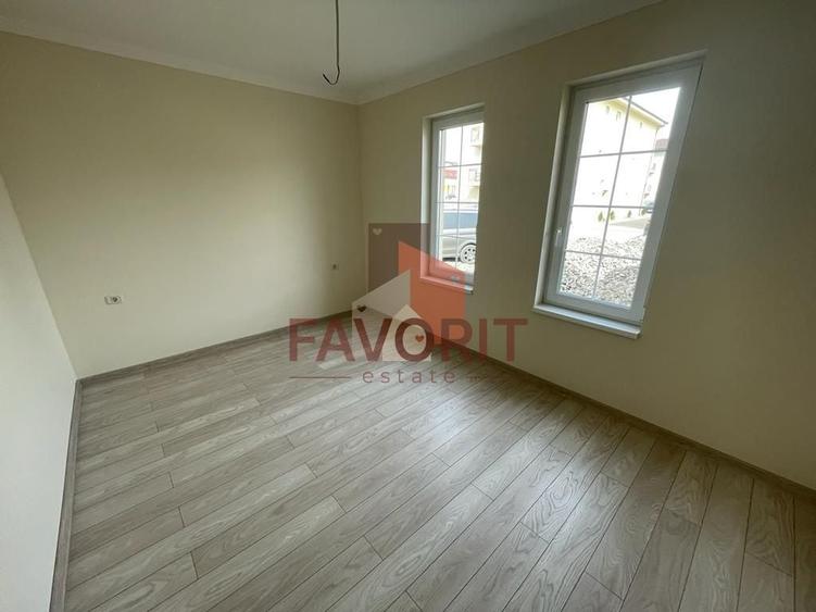 Gradina proprie 30 mp. Finisaje superioare. Pozitie excelenta. - 5