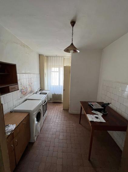 Vand apartament 2 camere ultracentral - 4