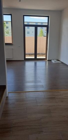 Vila de tip Duplex - 4