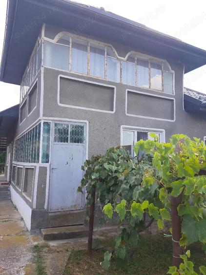 Teren cu casa - 13