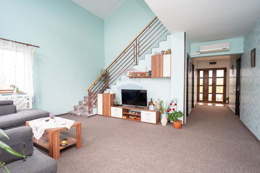 Casa/Vila eleganta 5 Camere, Teren 900mp - Hlincea, Iasi - 0% Comision - 4