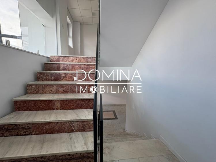 Inchiriere spatiu birou *236 mp - ultracentral * - trafic intens - 9