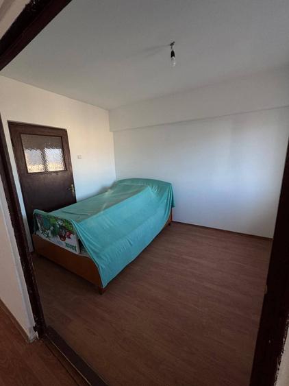 Vand apartament cu 4 camere, 2 bai, bucatarie , living si balcon - 5