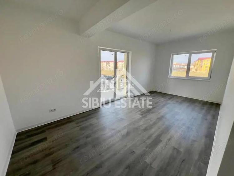 Apartament modern cu 2 camere, bucatarie inchisa ?i balcon