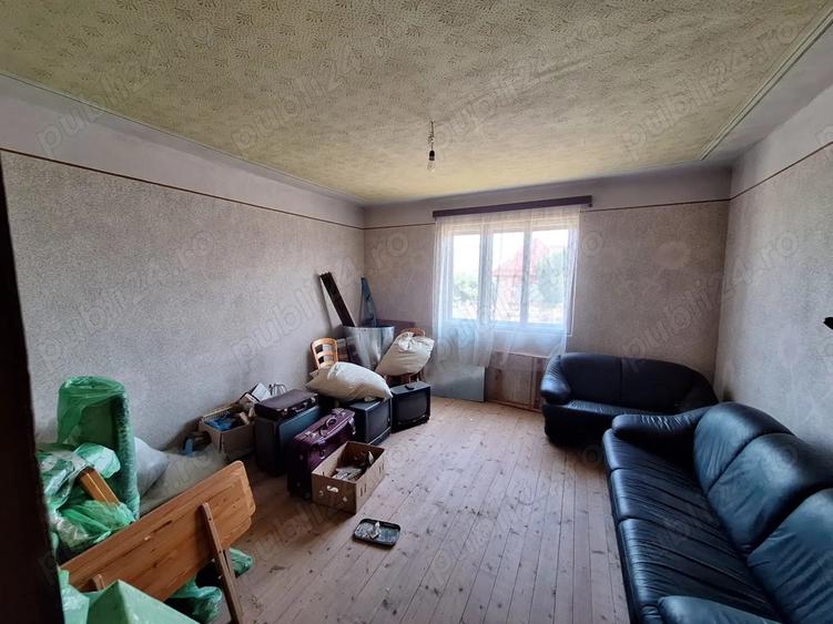 Casa si teren in Gligoresti comuna Luna - 7