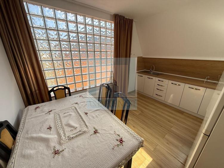 Apartament in casa, mobilat/utilat - zona Schei/Brasovul Vechi - 3