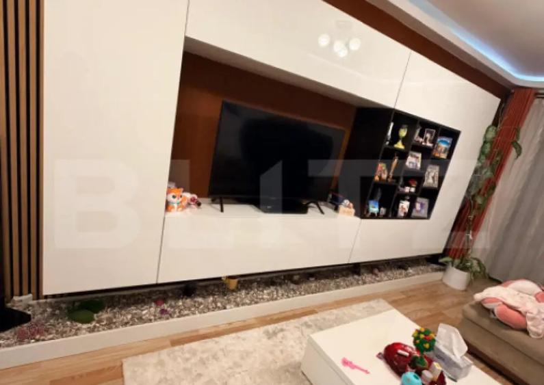 ???? Apartament 3 camere 82 mp Etaj 10/10 | Zona - 6