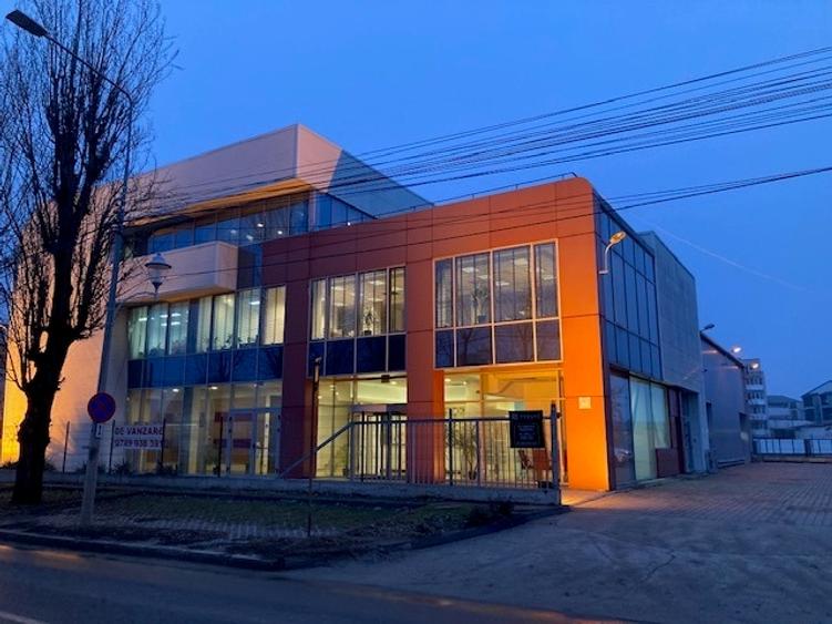 Birouri moderne + depozit, 1532 mp utili, aut. ISU, 2001 mp teren, proprietar - 5