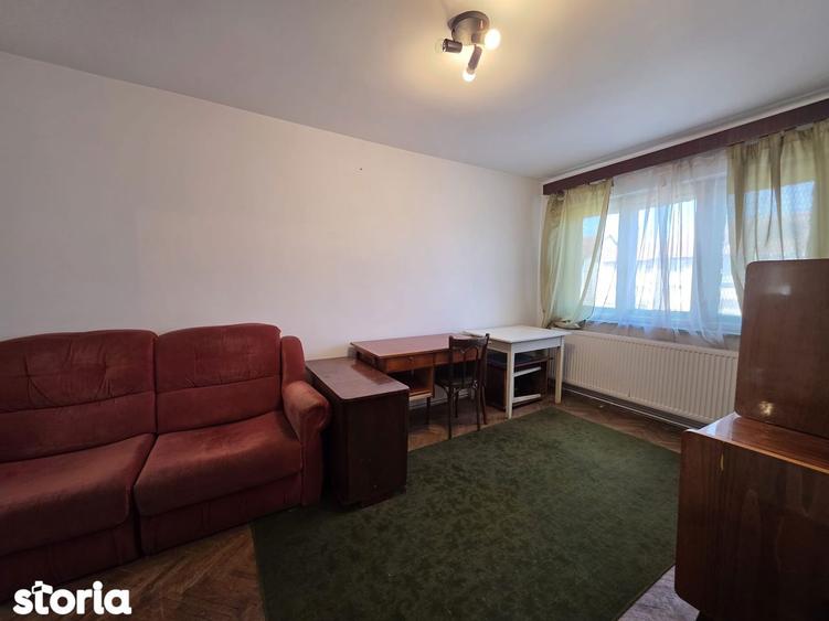 Apartament 2 camere decomandat situat Deva, strada Mara?ti etaj 4 - 10