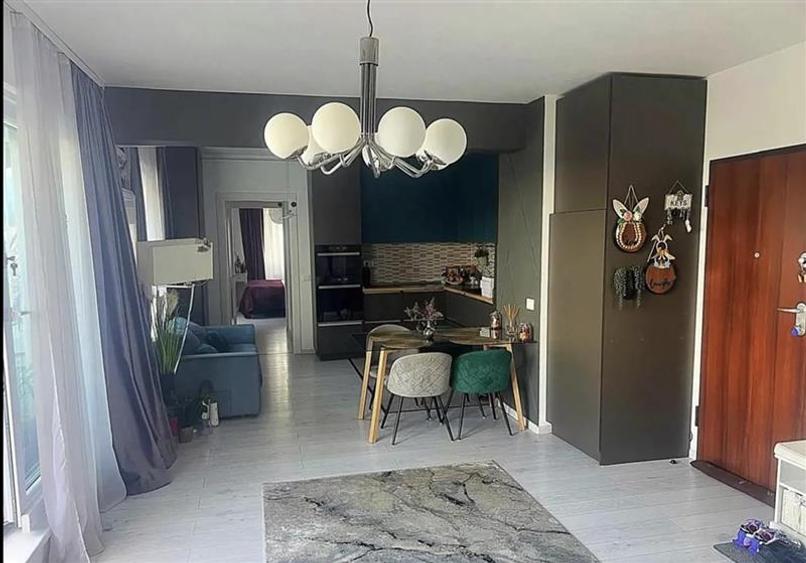 Top City Tractorul, Brasov - 1