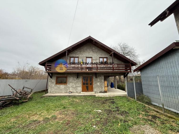 Casa + teren de vanzare 1800 mp - Comuna Ștefan cel Mare