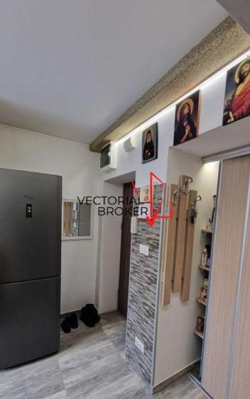 2 camere semidecomandate, 48mp, renovat, mobilat, Basarabia - Costin Georgian - 7