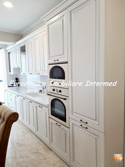 Apartament cu 3 camere, lux, zona FALEZA NORD - 3