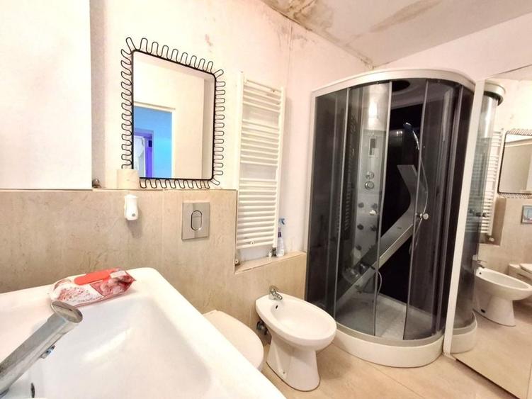 De vanzare Casa  zona  Centrala Bucuresti - 23