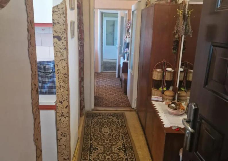 Vindem un apartament Panoramic - la 5 minute de mers pe jos la toate! - 2