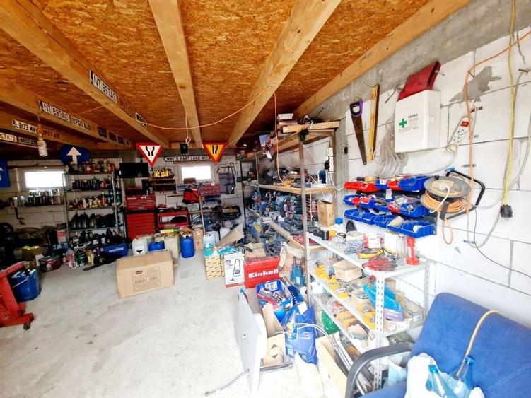 Casă / Vilă la munte - 36