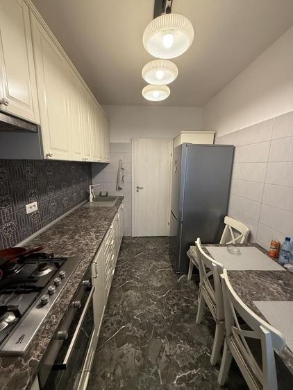 AP. 3 CAMERE SEMIMOBILAT, MUTARE IMEDIATA, PARCARE INCLUSA,COMISION 0% - 8