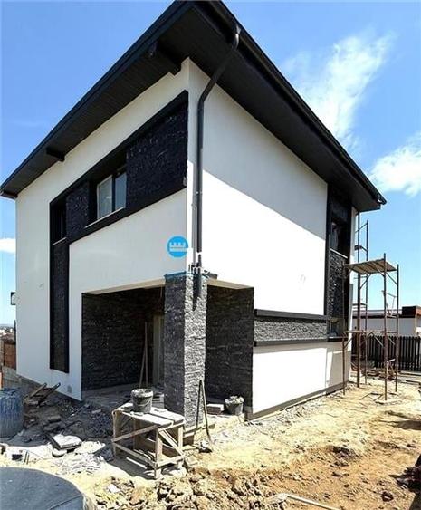 Vila 4 cam , crama, vedere panoramica Valea Adanca Iasi - 1