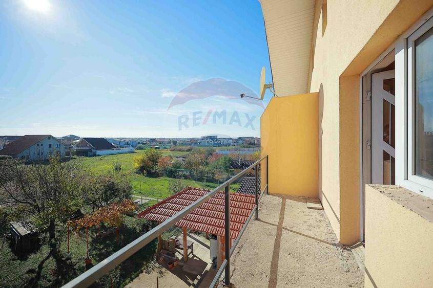 Duplex cu 5 camere și 506 mp teren de vânzare, str. Nufărului - 1