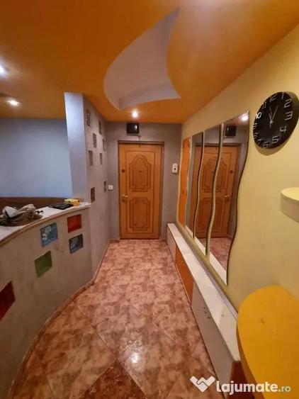 Soveja eden-apartament 4 camere decomandat etaj 1 - 4