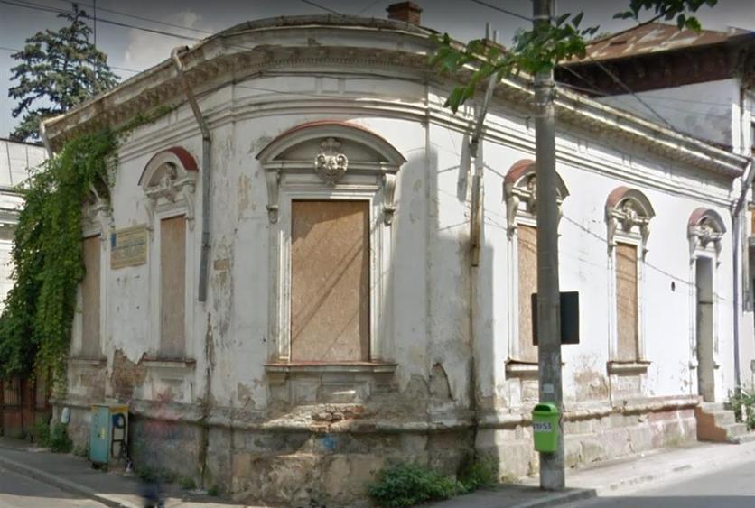 Vanzare casa + teren | Unirii - Cartier Evreiesc | teren 566 mp | necesita renov - 2