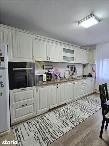 De vanzare || Apartament spatios | 2 camere - Decomandat || Prelungire - 5