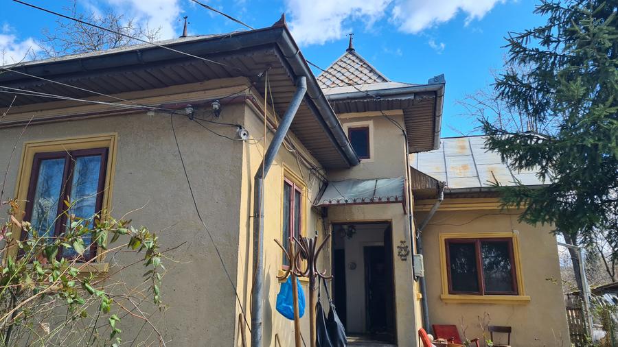 cas de vanzare in statiunea Pucioasa - 6