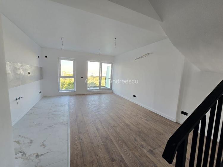 4 camere tip Duplex la 10 minute de Metrou Piata Sudului