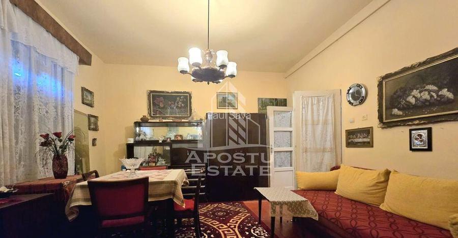 Casa individuala 3 camere, teren 678 mp Parneava