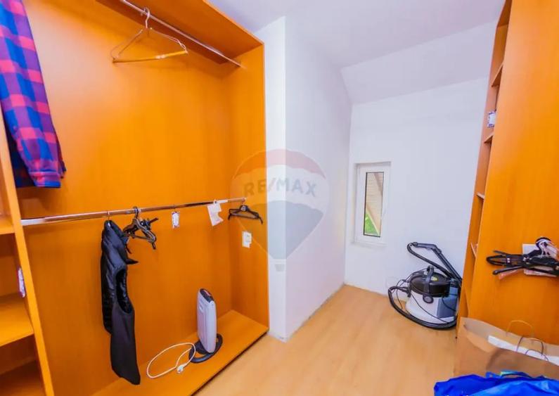 Vila cu 5 camere de inchiriat - 13