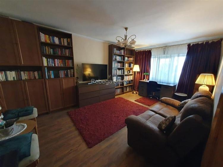 Apartament 2 camere, etaj 2, Primarie