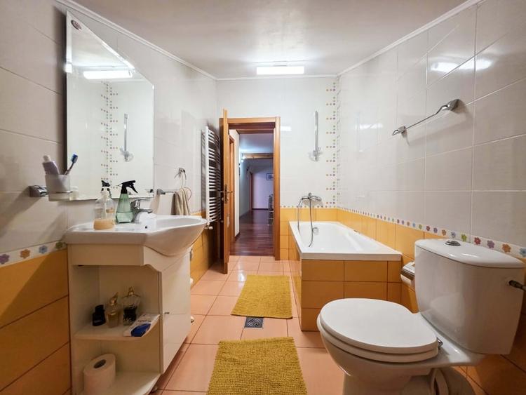 Vila de vanzare P+E cu 4 dormitoare - zona Inel 2 - spatioasa si eleganta. - 17