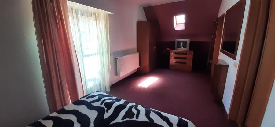 Casa de vacanta sau pensiune situata langa Cabana Trei Brazi Predeal - 29