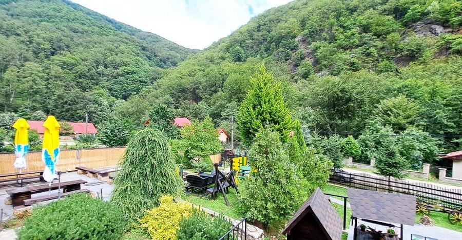 Pensiune 8 dormitoare Gureni, Gorj - 13